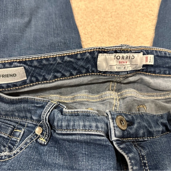 Size 18R Torrid Jeans - Picture 2 of 2
